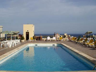 The Crown Hotel Buġibba Extérieur photo